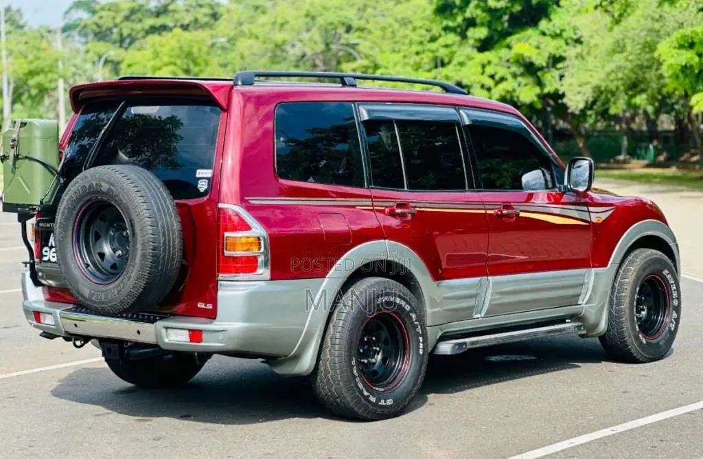 Mitsubishi Montero 2005 SUV (Used)