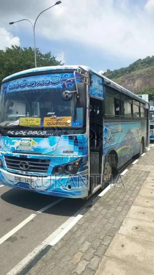 Tata Starbus 2010 Bus (Used)
