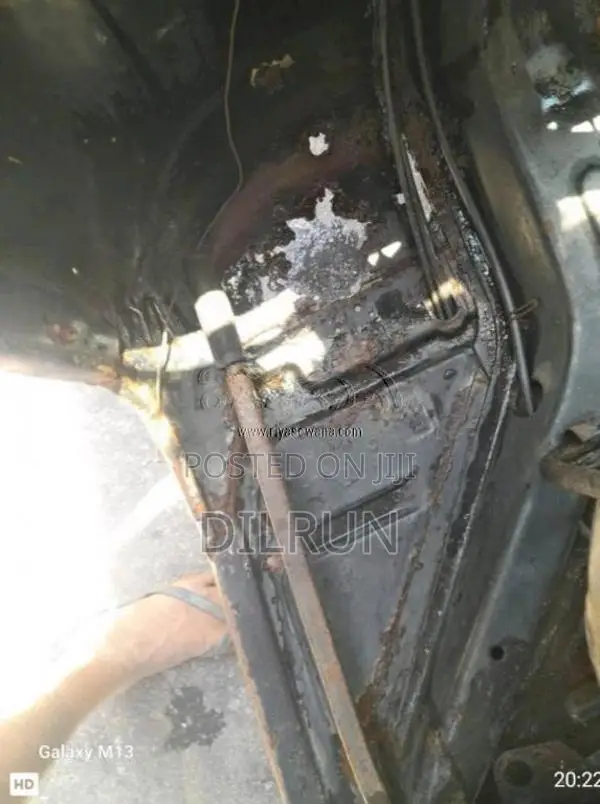 Bajaj 4 Stroke 2010 Three Wheel (Used)