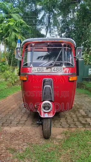 Bajaj 2 Stroke 2005 Three Wheel (Used)