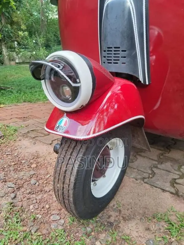 Bajaj 2 Stroke 2005 Three Wheel (Used)