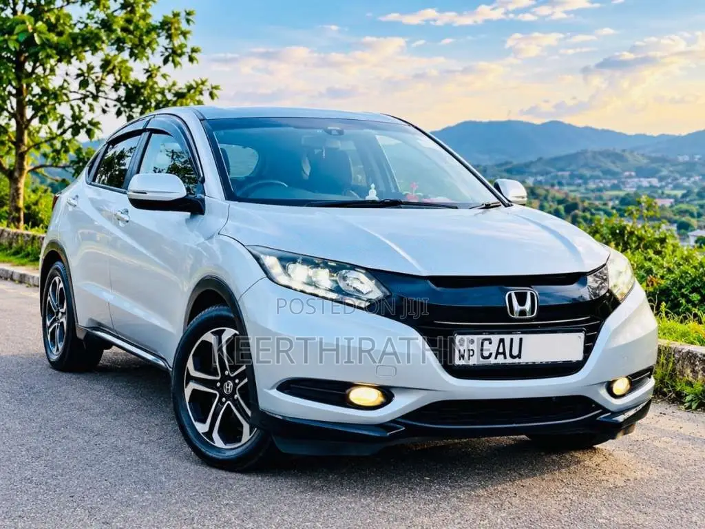 Honda Vezel 2016 SUV (Used)