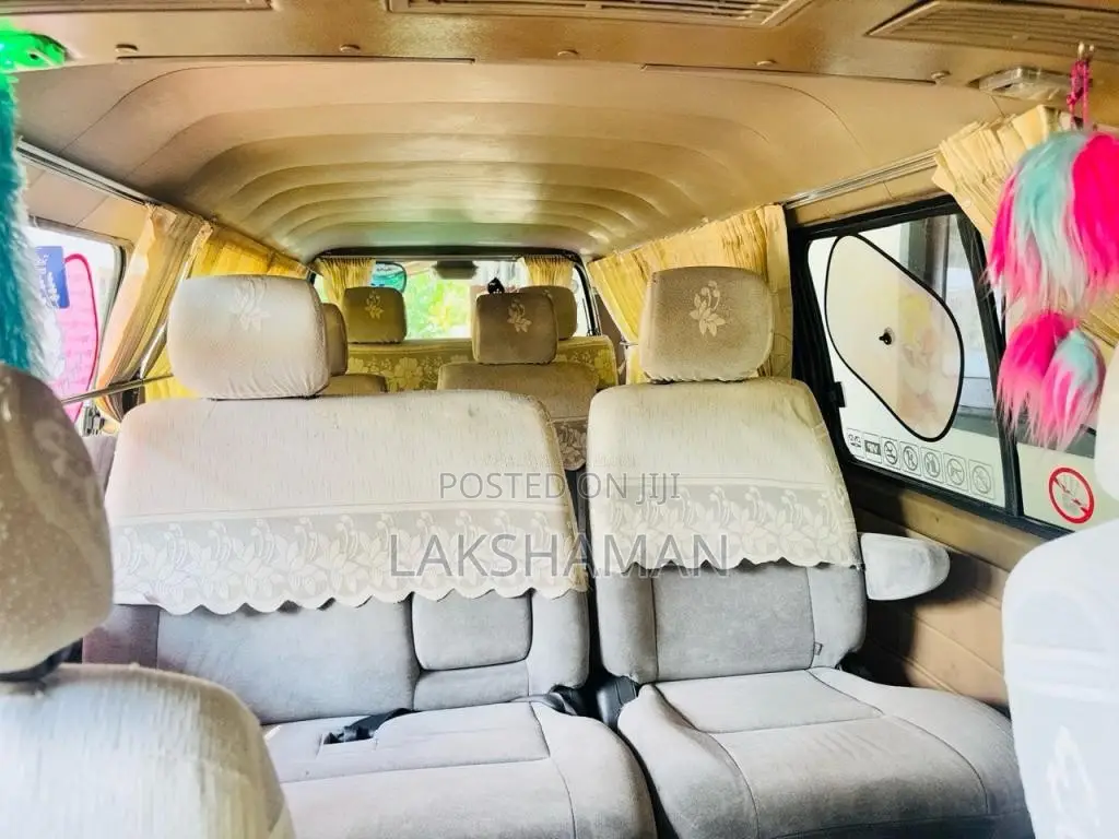 Nissan Caravan Gll Van 1993 Van (Used)