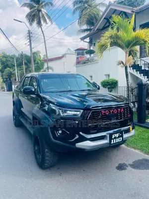 Toyota Hilux 2011 Pickup (Used)