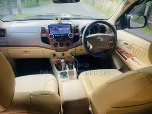 Toyota Hilux 2011 Pickup (Used)