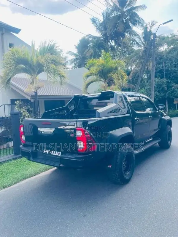 Toyota Hilux 2011 Pickup (Used)