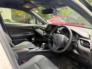 Toyota CHR 2017 SUV (Used)