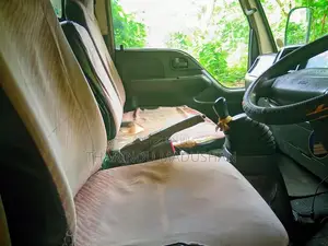 Isuzu ELF 2013 Lorry (Used)