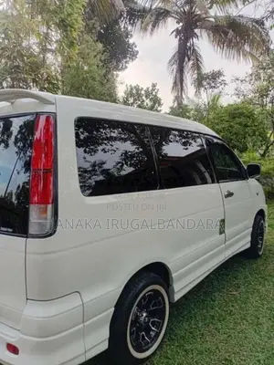 Toyota Noah 2006 Van (Used)