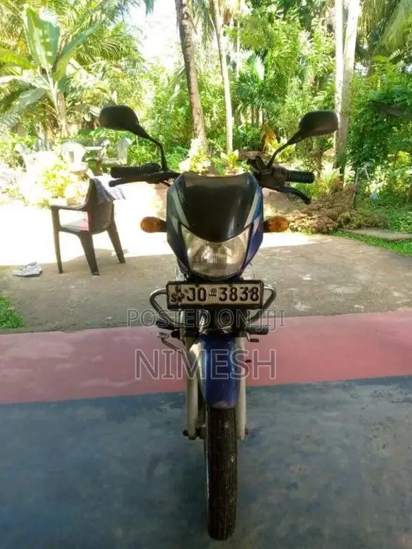 Bajaj CT-100 2004 Motorbike (Used)