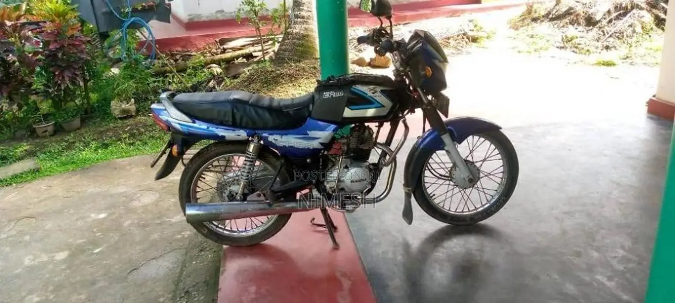 Bajaj CT-100 2004 Motorbike (Used)