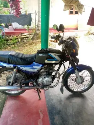 Bajaj CT-100 2004 Motorbike (Used)