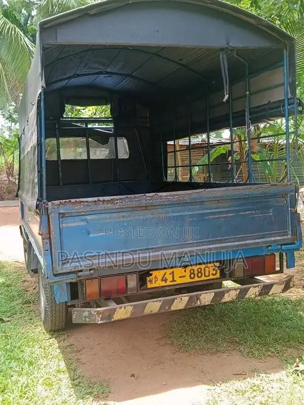 Isuzu WFR 1988 Lorry (Used)