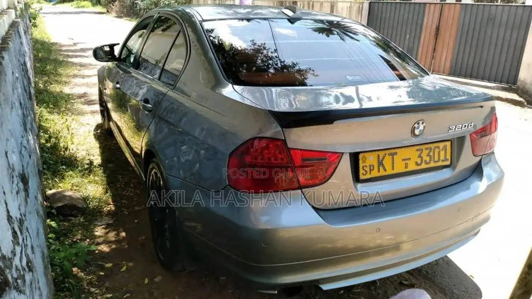 BMW 320D 2011 Car (Used)