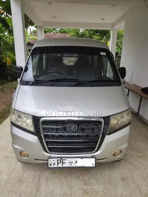 Micro Mpv 3 2014 Van (Used)