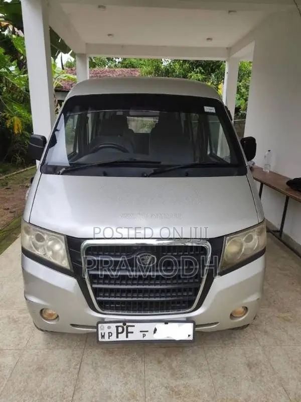 Micro Mpv 3 2014 Van (Used)