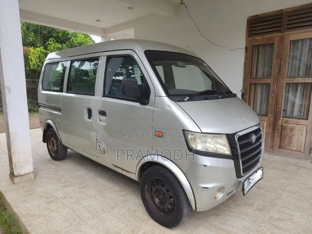 Micro Mpv 3 2014 Van (Used)