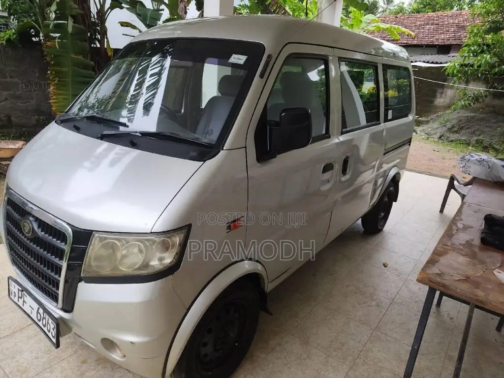 Micro Mpv 3 2014 Van (Used)