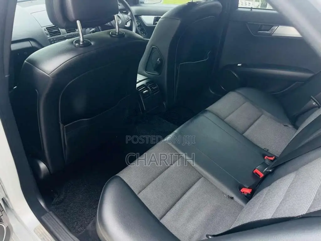 Mercedes-Benz C180 2010 Car (Used)
