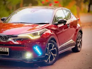 Toyota CHR NGX 10 2018 SUV (Used)