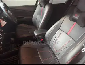 Toyota Vitz 2019 Car (Used)