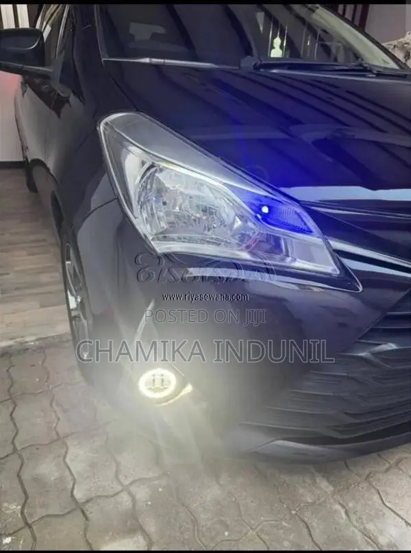 Toyota Vitz 2019 Car (Used)