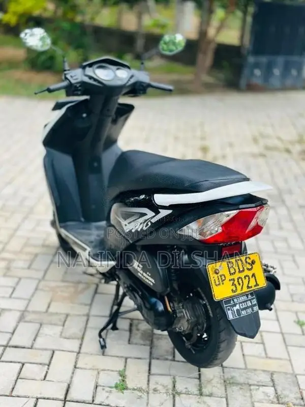 Honda Dio 2016 Motorbike (Used)
