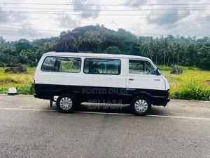 Toyota LH20 1985 Van (Used)