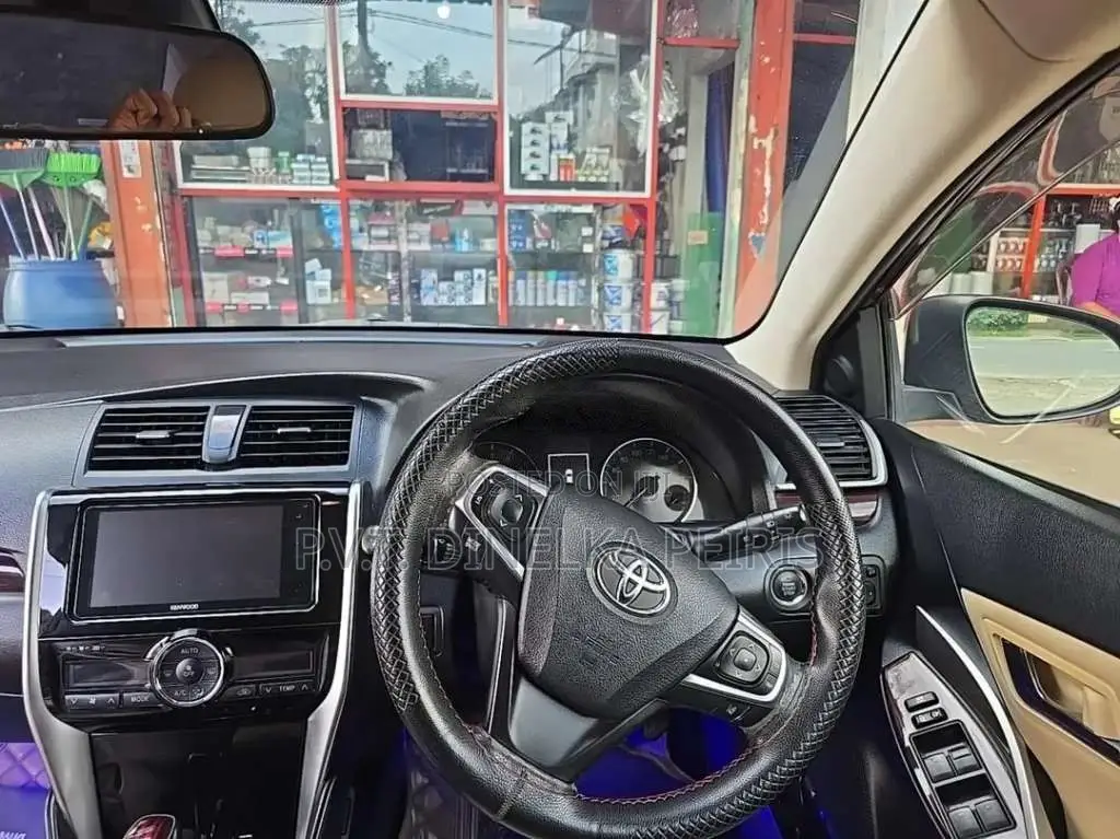 Toyota Premio 2016 Car (Used)