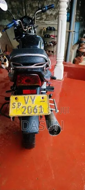Bajaj CT-100 2010 Motorbike (Used)