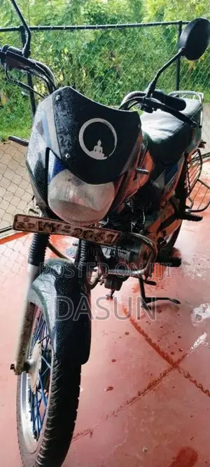 Bajaj CT-100 2010 Motorbike (Used)