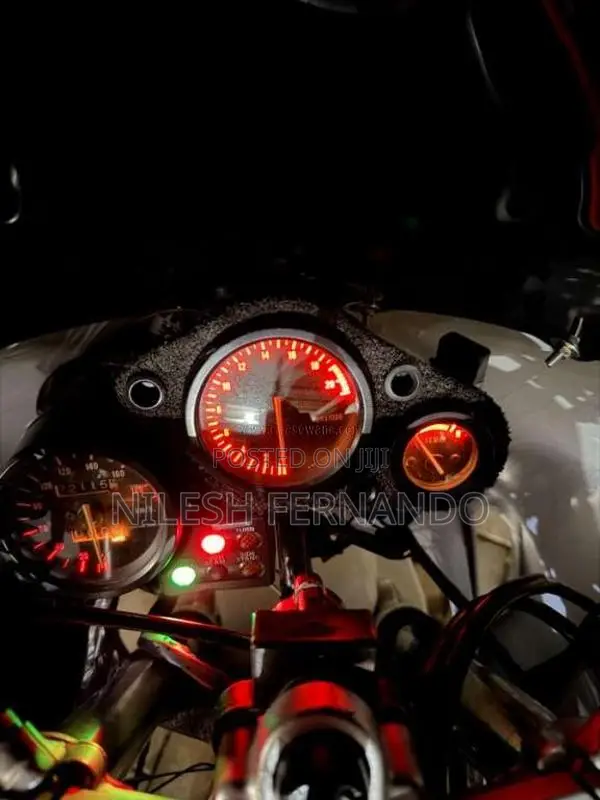 Honda CBR Gullarm MC22 250RR 2006 Motorbike (Used)