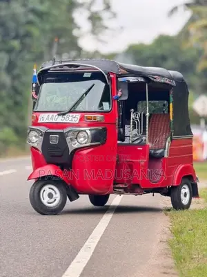Bajaj RE 205 2014 Three Wheel (Used)