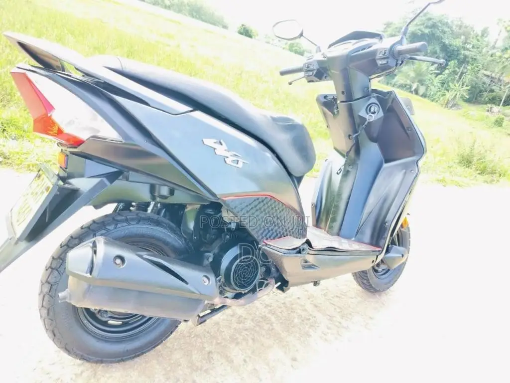 Honda Dio 2013 Motorbike (Used)