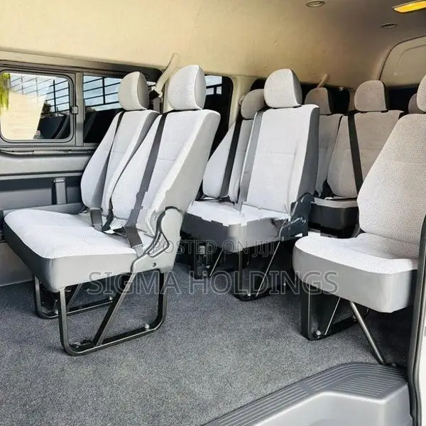 Toyota Hiace Japan-Spec 2024