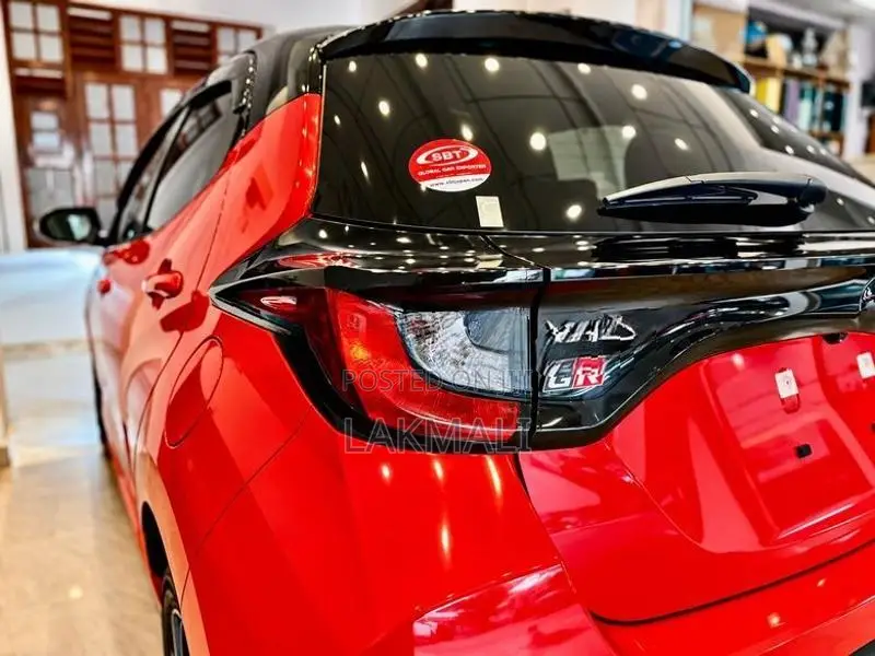 Toyota Yaris Sensing 2023