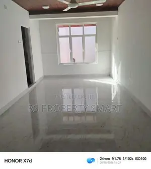 Facing Road 2000sq Building for Rent Colombo 4