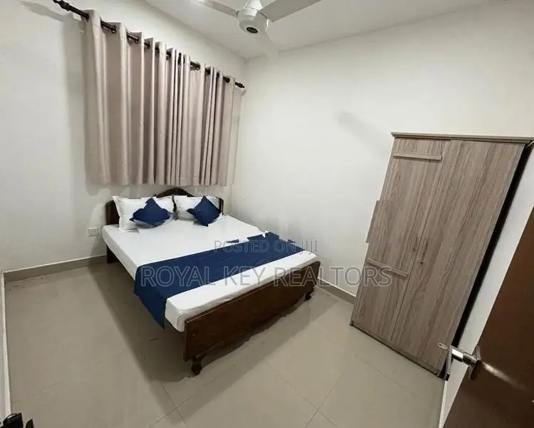 Oval View Residencies 3Bedroom Fully Furnished Apartment Rent Colombo 