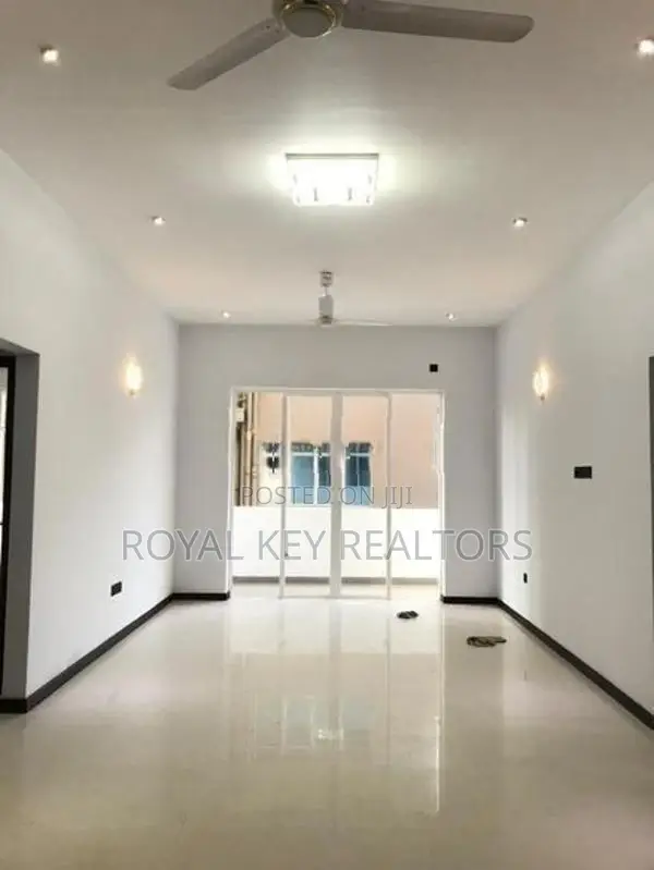 Ken Tower 03 Bedroom Unfurnished Apartment for Sale Colombo 4