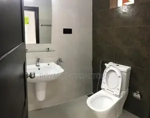 Ken Tower 03 Bedroom Unfurnished Apartment for Sale Colombo 4