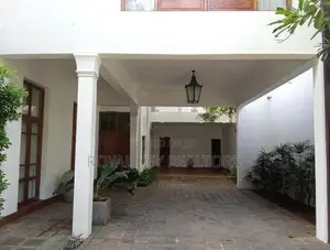 04 Bedroom Unfurnished House Rent In Colombo 05