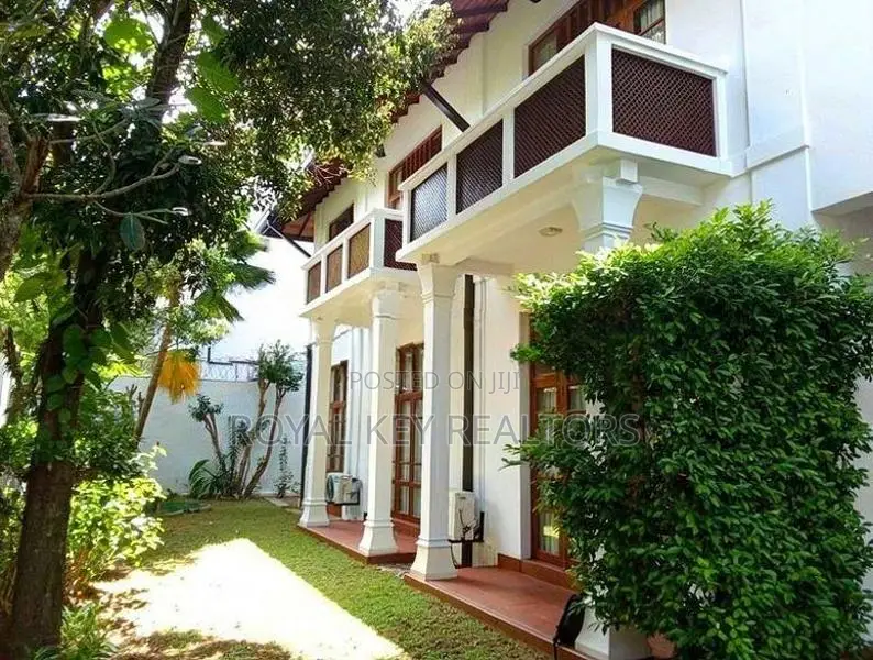 04 Bedroom Unfurnished House Rent In Colombo 05