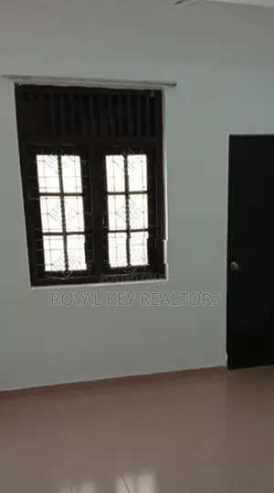 05 Bedroom Unfurnished House for Rent In Colombo