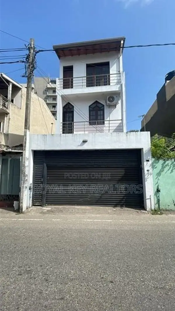 05 Bedroom Unfurnished House for Rent In Colombo