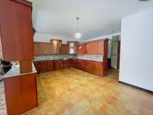 04 Bedroom Unfurnished House for Sale In Battaramulla