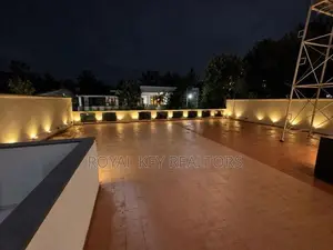 07 Bedroom Unfurnished House for Sale in Colombo 06