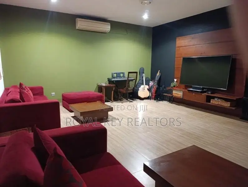 05 Bedroom Fully Furnished House for Rent in Pita Kotte