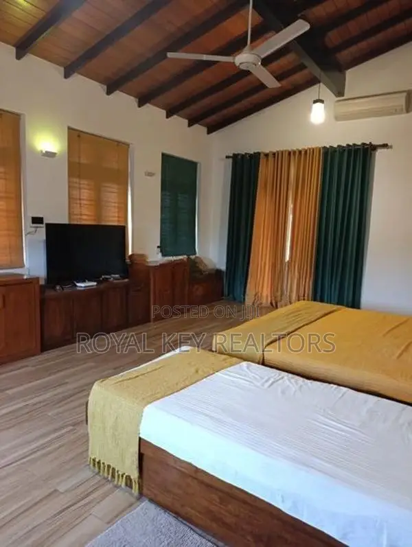 05 Bedroom Fully Furnished House for Rent in Pita Kotte