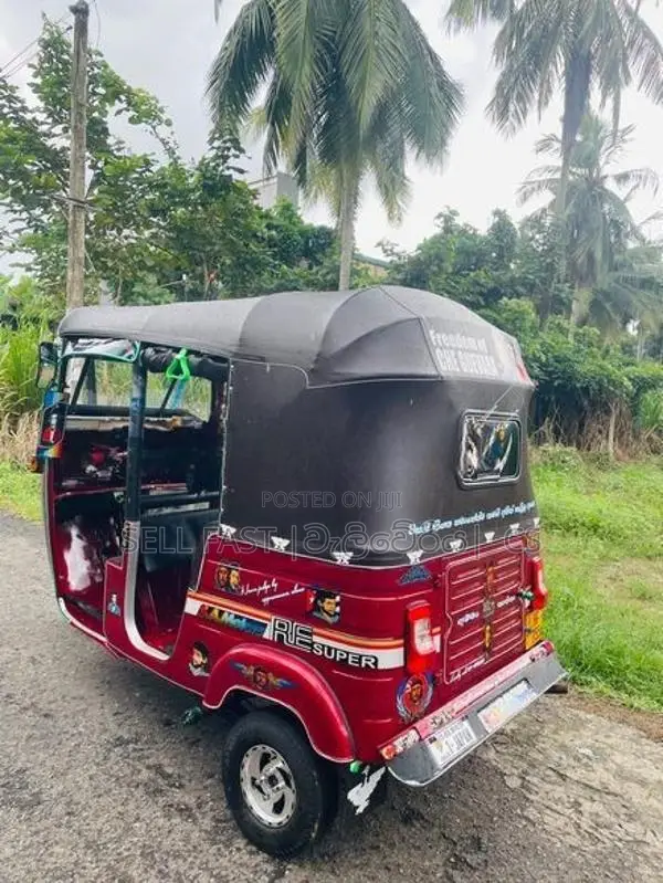 Bajaj RE 2004