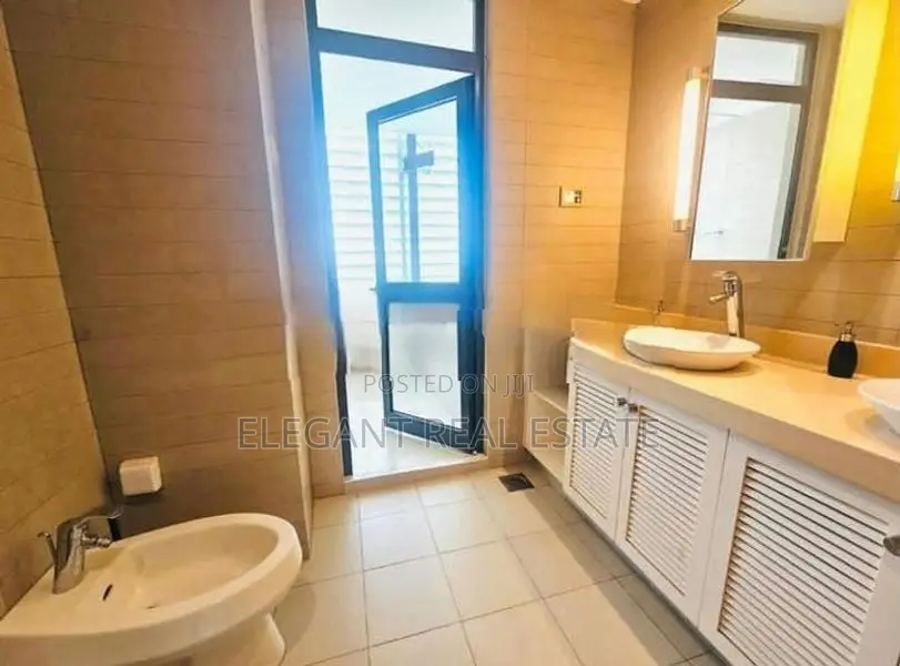 Havelock City - 04 Bedroom Penthouse for Rent in Colombo 05 (a6014)